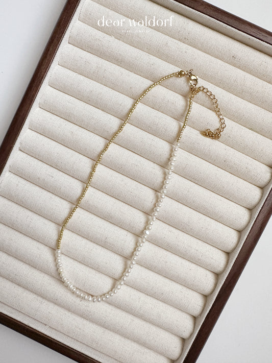 Luna Freshwater Pearl Necklace
