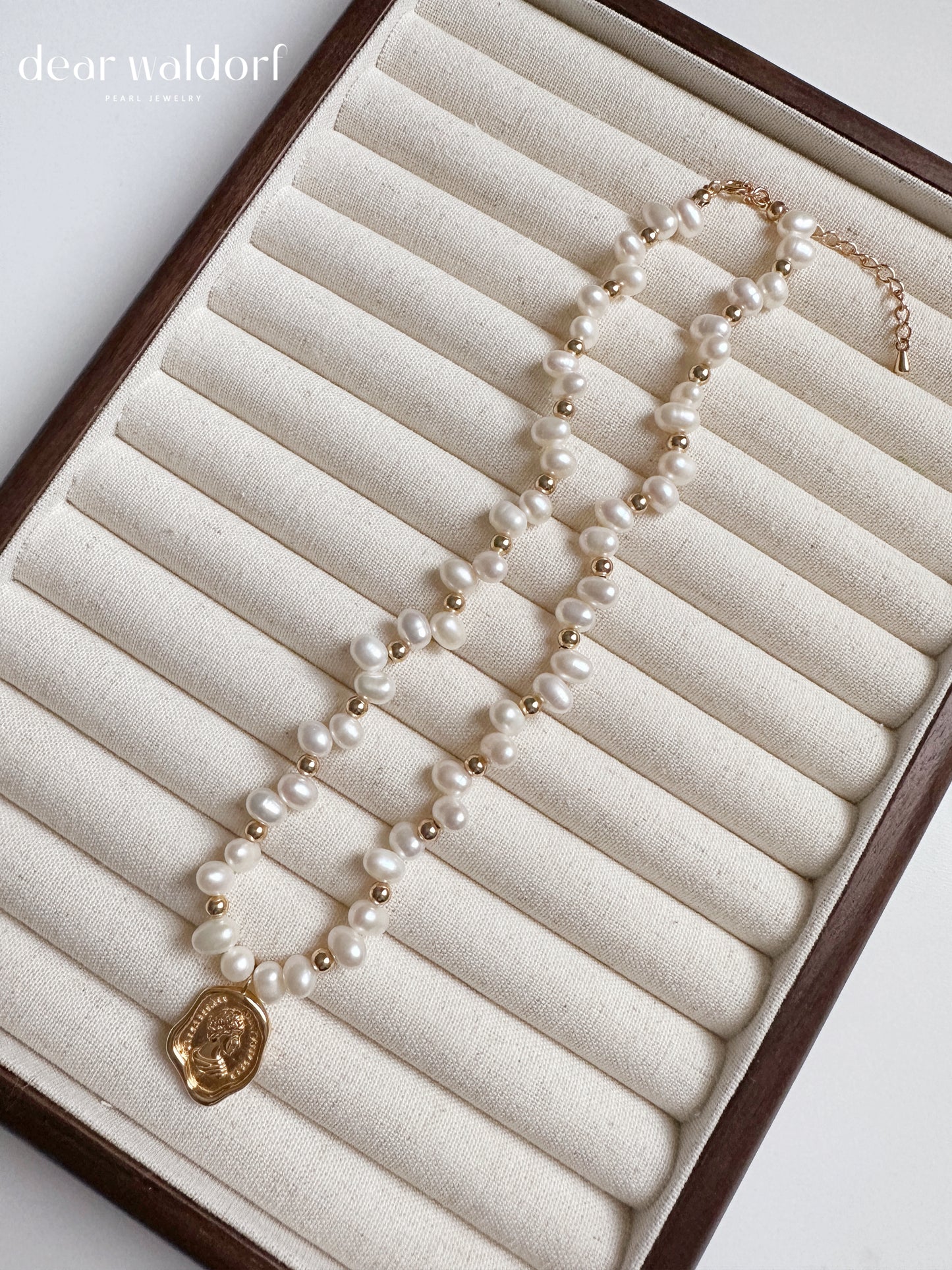 Anne Freshwater Pearl Necklace