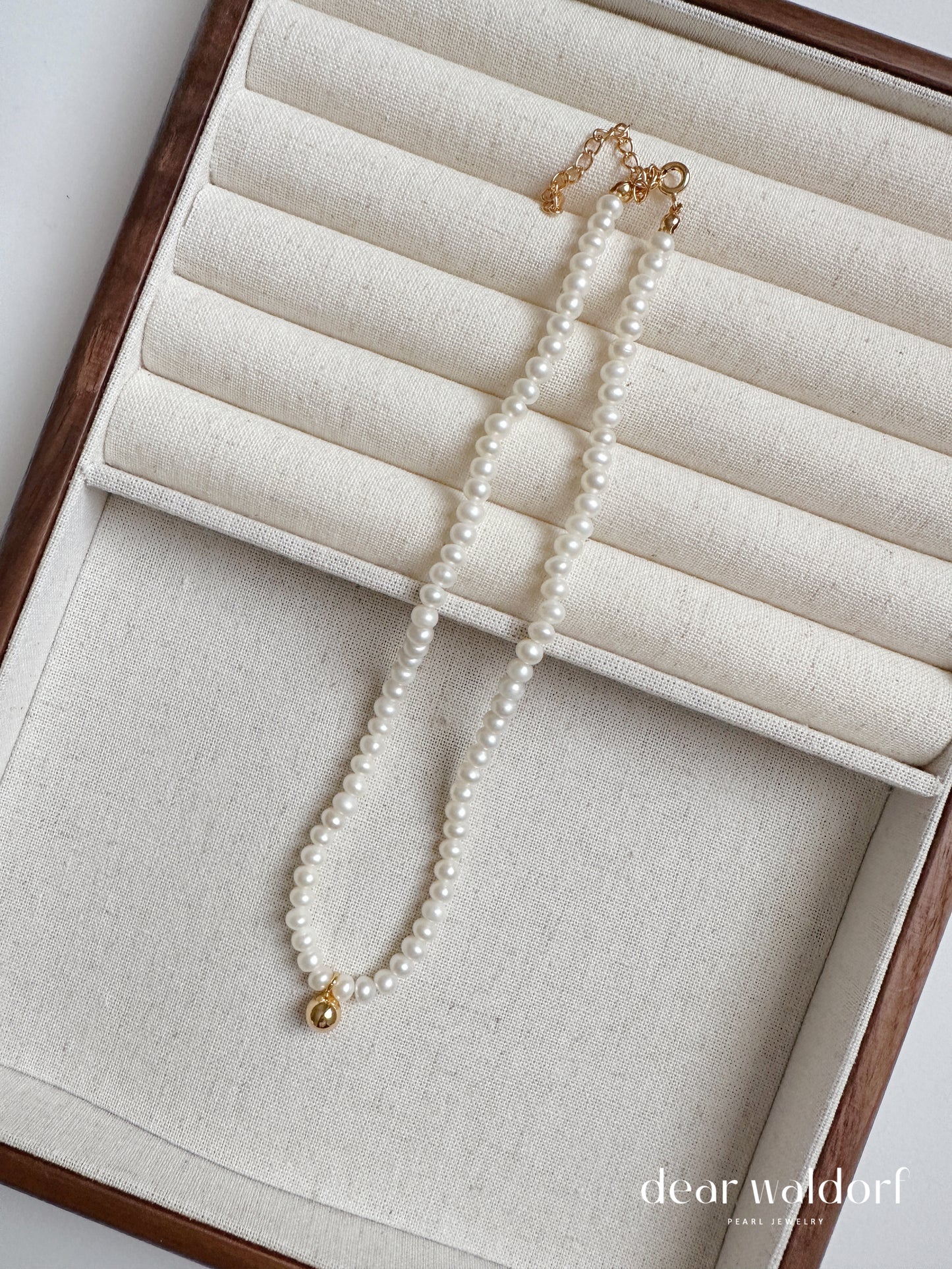 Elizabeth Freshwater Pearl Necklace